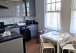 Location vacances  Gare de Norwich - 1st floor riverview 1 Br flat with parking-3
