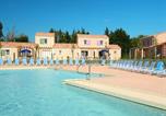 Location vacances Vedène - Résidence Odalys Le Mas des Alpilles