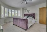 Location vacances Southend-on-Sea - Stylish 3bdr Bungalow in Leigh on Sea-3