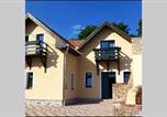 Location vacances Mezőkövesd - Matyó Rózsa Vendèghàz-1