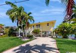 Location vacances Cape Sable - Private pool, boat dock, water view, canal front, fully equipped kitchen-1