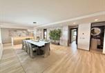 Location vacances Fertilia - Luxurious 3-Bedroom Apartment in Alghero with Full Accessibility-2