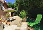 Location vacances Le Muy - Charmant appartement à Le Muy avec terrasse et jardin-1