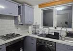 Location vacances  Gare de Newport - Stylish 2-Bed Apartment in Newport, Perfect for a Relaxing Getaway-4