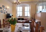 Location vacances Peterhof - Apartment Madrid-4