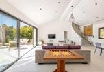 Location vacances Mougins - Modern Villa with Heated Pool and Garden-3
