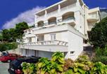 Location vacances Brela - Studio apartment in Brela with a sea view, terrace, air conditioning, Wifi 201-4-2