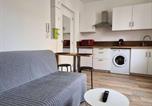 Location vacances  Marne - Studio Moderne au Coeur de Reims, Proche Gare - Fr-1-870-24-1