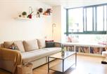 Location vacances  Hauts-de-Seine - 1 bedroom apartment with garden-2