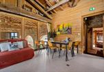 Location vacances  Rhône - Gîte de la Ferme des Bourettes-2
