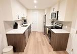 Location vacances High River - Modern Seton Suite Kitchen Laundry Tv-3