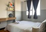Location vacances Bogor - Comfort and Nice 2br at Cinere Resort Apartment By Travelio-2