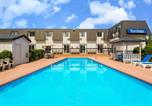 Hôtel Canton - Travelodge by Wyndham Gananoque-3