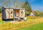 Location vacances Stansted Mountfitchet - Gin and Toffee Carriage-1