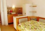 Location vacances Luz-Saint-Sauveur - Studio cabine 2 pers avec parking à Esquièze-Sère - Fr-1-402-124-2