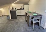 Location vacances Alba - Moderna Mansarda con parcheggio gratuito-2