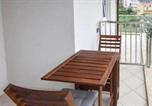 Location vacances Dugopolje - Nice Apartment In Podstrana With House Sea View-1