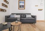 Location vacances  Marne - Appartement Chic à Reims, Wi-Fi Gratuit - Fr-1-870-22-4