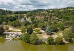 Camping avec Quartiers VIP / Premium Puy de Dôme - Village Vacances Seasonova Les Demeures du Lac-1
