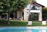 Location vacances Urrugne - Somptueuse villa Basque avec vue sur la Rhune et grand jardin - Fr-1-239-1145-3