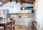 Location vacances Palaia - Awesome Home In Montefoscoli With Wifi-3