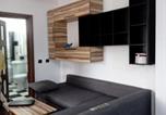 Location vacances Pantelimon - Duplex 2 Bedrooms Near Fundeni Hospital & Dragonul Roșu, Parking-2
