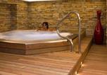 Hôtel Aurignac - Hotel Du Commerce Spa-3