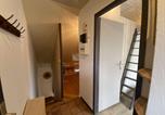 Location vacances Eaux-Bonnes - Chaleureux Appartement à Eaux-Bonnes, 2 Chambres, Résidence Tranquille, Idéal Été/Hiver - Fr-1-400-129-2