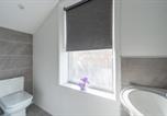 Location vacances Workington - 5 Bed Workington House with Parking Near Station-4
