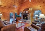 Location vacances Blue Ridge - Peaceful Living Minutes from Blue Ridge hot tub pool table-2
