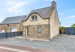 Location vacances Lithaire - Maison Proche Mer-1