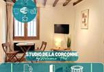 Location vacances Nîmes - Studio Corconne, centre-ville, proche monuments-1