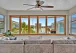 Location vacances Palm Harbor - Watch the dolphins Waterview 2-bed Heated pool-1