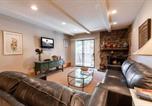 Location vacances Vail - Condo with Outdoor Heated Pool and Free Wifi-1