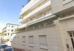 Location vacances  Hauts-de-Seine - Pret à usage & Commodat Ile Saint Germain Issy les Moulineaux- 30 nuitées minimum - Salarié mobilité ou étudiant stagiaire-1