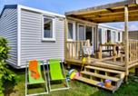 Location vacances Saint-Martin-de-Varreville - Mobil home spacieux - 6 pers. - Api-1-52-2110-1