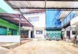 Location vacances Bogor - Reddoorz at Alvaro Butik Hotel Citeko Puncak-2
