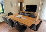 Location vacances Garz - Reetdachhaus Weißdorn 1-4