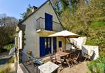 Location vacances Pléhédel - Superb holiday home with private garden, cleaning included-2