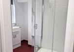 Location vacances  Gare de Norwich - Budget ground floor studio with parking S1-3