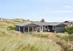Location vacances Nørre Lyngvig - Well-Kept 70s Holiday Home Near The North Sea-1