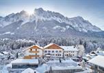 Hôtel Zugspitze - Romantik Alpenhotel Waxenstein-1