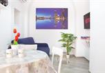 Location vacances Salerne - Home4apartment Salerno center, private patio-1