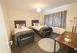 Location vacances Wargrave - Spacious 4 Bed Contractor House Free Parking-3