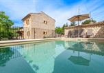 Location vacances Le château d'Alaro - Son Sant Joan-1