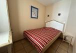 Location vacances Urrugne - T2 Charmant avec Piscine et Vue Océan à Urrugne - Fr-1-239-1084-4