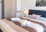 Location vacances Veszprém - Seaforth Apartment-1