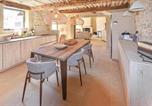 Location vacances Viens - Maison En Pierre Avec Piscine-4