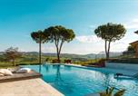 Location vacances Tavullia - Villa California 6, Emma Villas-3