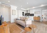 Location vacances Casares - Elegant 4-Pax Apartment in Casares-1